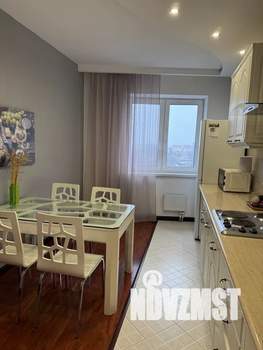 3-к квартира, посуточно, 86м2, 14/16 этаж