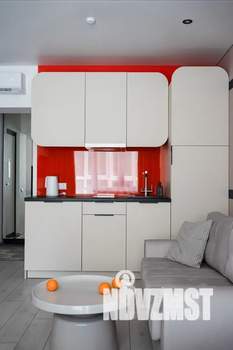 Студия квартира, посуточно, 33м2, 1/9 этаж