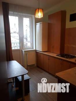 2-к квартира, посуточно, 49м2, 3/3 этаж