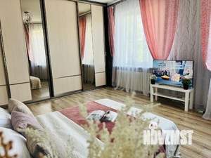 3-к квартира, посуточно, 90м2, 1/1 этаж