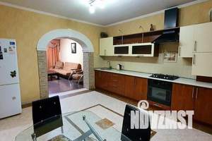 3-к квартира, посуточно, 79м2, 1/4 этаж