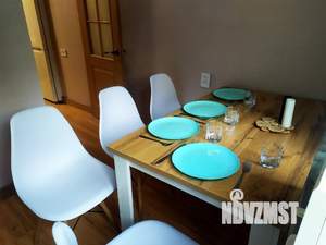 2-к квартира, посуточно, 50м2, 1/1 этаж