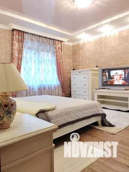 2-к квартира, посуточно, 60м2, 1/2 этаж
