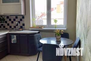 1-к квартира, посуточно, 38м2, 5/5 этаж