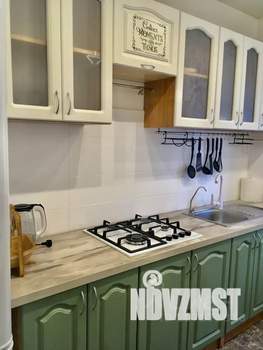 2-к квартира, посуточно, 46м2, 2/3 этаж