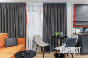 Студия квартира, посуточно, 32м2, 1/4 этаж