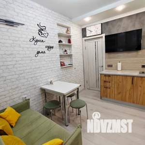 1-к квартира, посуточно, 33м2, 1/8 этаж