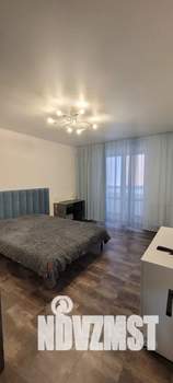 1-к квартира, посуточно, 40м2, 1/13 этаж