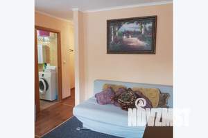 2-к квартира, посуточно, 40м2, 2/5 этаж