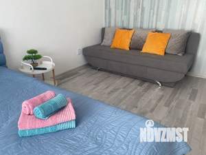 1-к квартира, посуточно, 37м2, 8/9 этаж