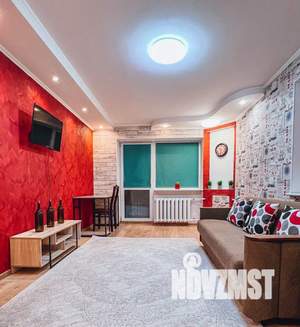 2-к квартира, посуточно, 45м2, 2/4 этаж