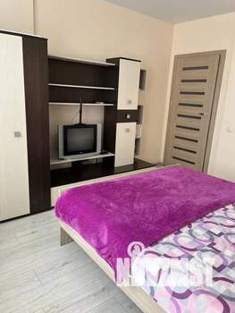1-к квартира, посуточно, 30м2, 1/8 этаж