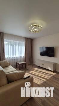 2-к квартира, посуточно, 50м2, 3/3 этаж