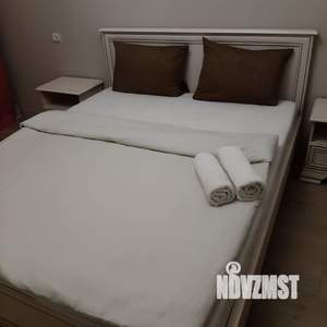 3-к квартира, посуточно, 76м2, 2/10 этаж