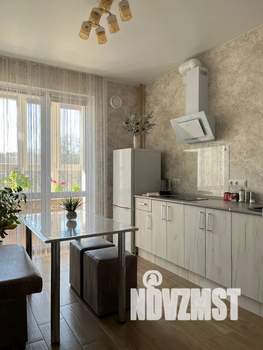 1-к квартира, посуточно, 40м2, 4/8 этаж