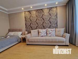 1-к квартира, посуточно, 42м2, 1/1 этаж