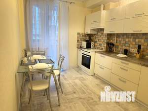 1-к квартира, посуточно, 42м2, 2/8 этаж