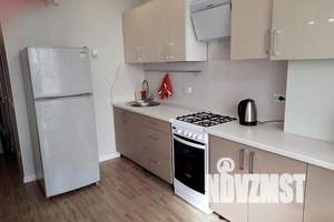 1-к квартира, посуточно, 39м2, 2/8 этаж