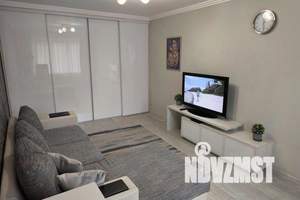 2-к квартира, посуточно, 45м2, 1/9 этаж