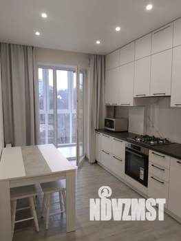 1-к квартира, посуточно, 40м2, 3/8 этаж