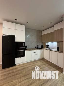 1-к квартира, посуточно, 40м2, 4/9 этаж