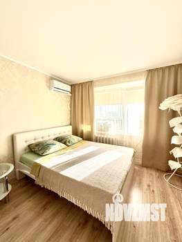 1-к квартира, посуточно, 42м2, 4/9 этаж