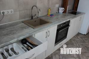 1-к квартира, посуточно, 60м2, 5/5 этаж