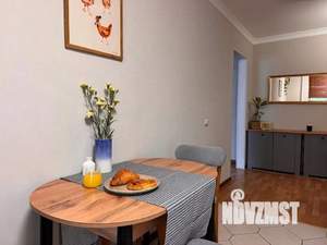 3-к квартира, посуточно, 67м2, 1/1 этаж