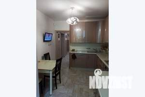 3-к квартира, посуточно, 64м2, 2/5 этаж