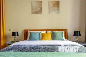 2-к квартира, посуточно, 55м2, 1/1 этаж