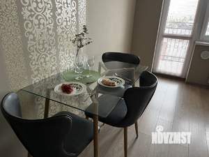 1-к квартира, посуточно, 42м2, 6/9 этаж