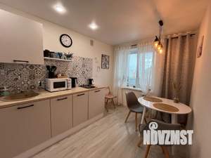 1-к квартира, посуточно, 38м2, 7/9 этаж