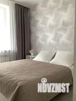 1-к квартира, посуточно, 38м2, 3/9 этаж