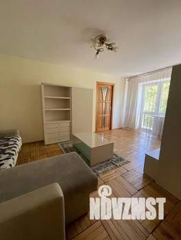 2-к квартира, посуточно, 40м2, 2/4 этаж