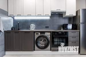 1-к квартира, посуточно, 42м2, 7/25 этаж