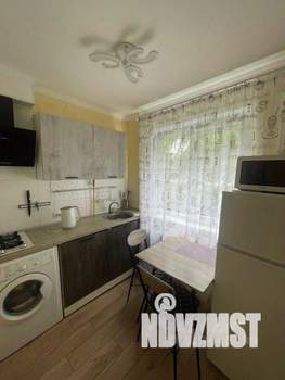 1-к квартира, посуточно, 27м2, 1/1 этаж