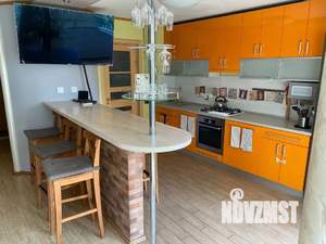 Студия квартира, посуточно, 35м2, 3/10 этаж