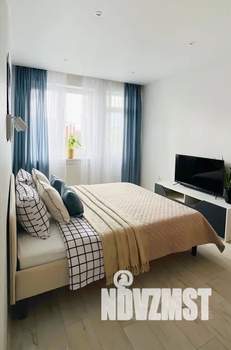 1-к квартира, посуточно, 42м2, 6/17 этаж