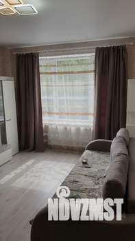 1-к квартира, посуточно, 38м2, 3/9 этаж