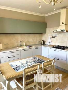 3-к квартира, посуточно, 106м2, 1/1 этаж