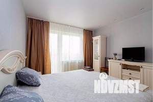 1-к квартира, посуточно, 42м2, 6/10 этаж