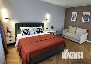 1-к квартира, посуточно, 38м2, 7/10 этаж