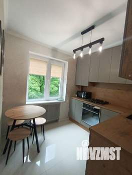 1-к квартира, посуточно, 36м2, 3/5 этаж