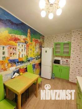 1-к квартира, посуточно, 35м2, 1/1 этаж