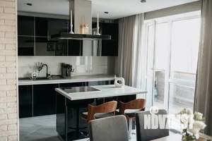 2-к квартира, посуточно, 88м2, 4/9 этаж