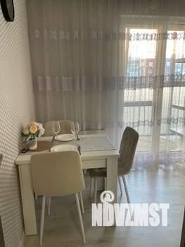 1-к квартира, посуточно, 40м2, 2/9 этаж