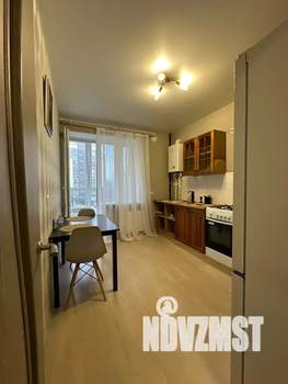 1-к квартира, посуточно, 36м2, 3/9 этаж