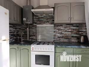 2-к квартира, посуточно, 35м2, 4/4 этаж