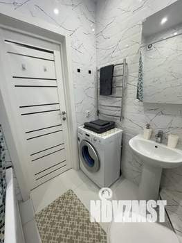 1-к квартира, посуточно, 35м2, 2/9 этаж