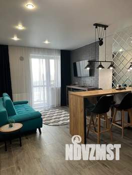 1-к квартира, посуточно, 43м2, 6/10 этаж